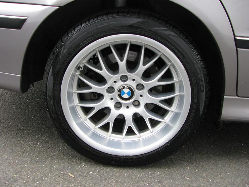IMG_1425.JPG - 17" alloy wheels with Toyo Proxes FZ4 - 225/45 ZR 17 tires.  Plenty of tread remaining.